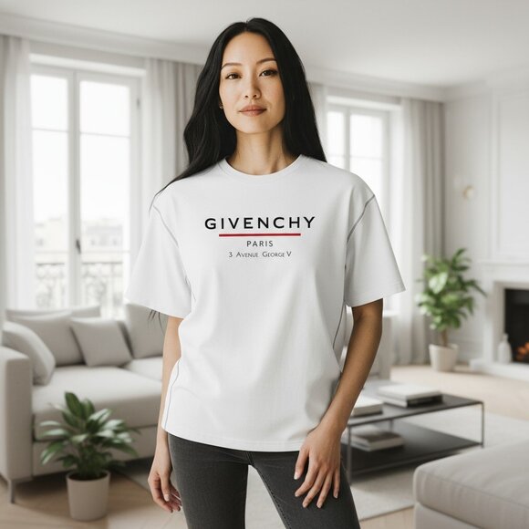 Givenchy T-shirt - Picture 3 of 5